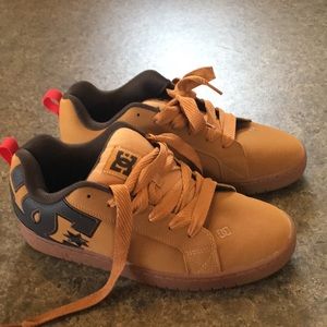 Brand new DC skater shoes
